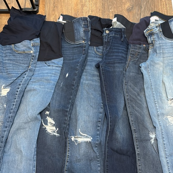 Maternity lot! Jeans size 6&8s. Medium shorts and random tops! GAP coat! - Picture 2 of 5
